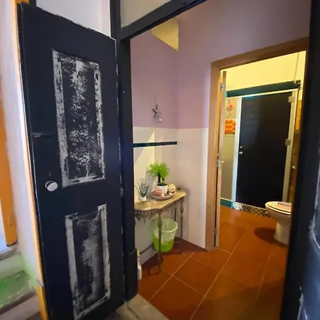 Hostel Faroway