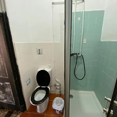 Hostel Faroway *