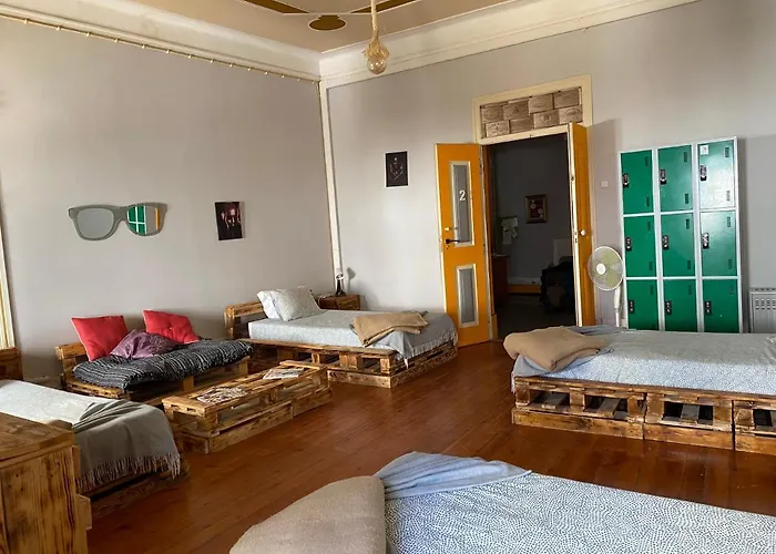 Faroway * Dystrykt Faro